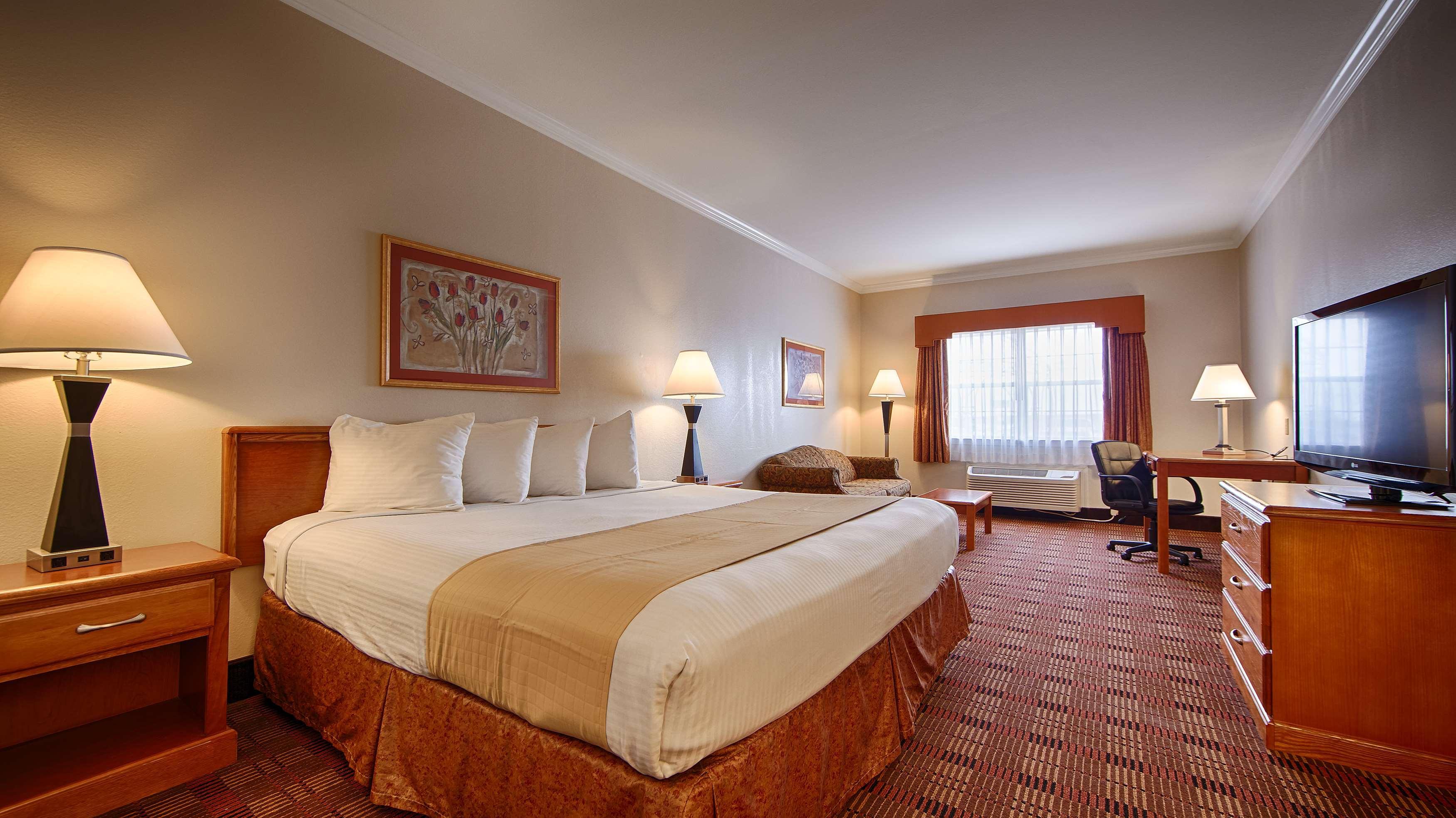 Best Western Club House Inn & Suites Mineral Wells Esterno foto