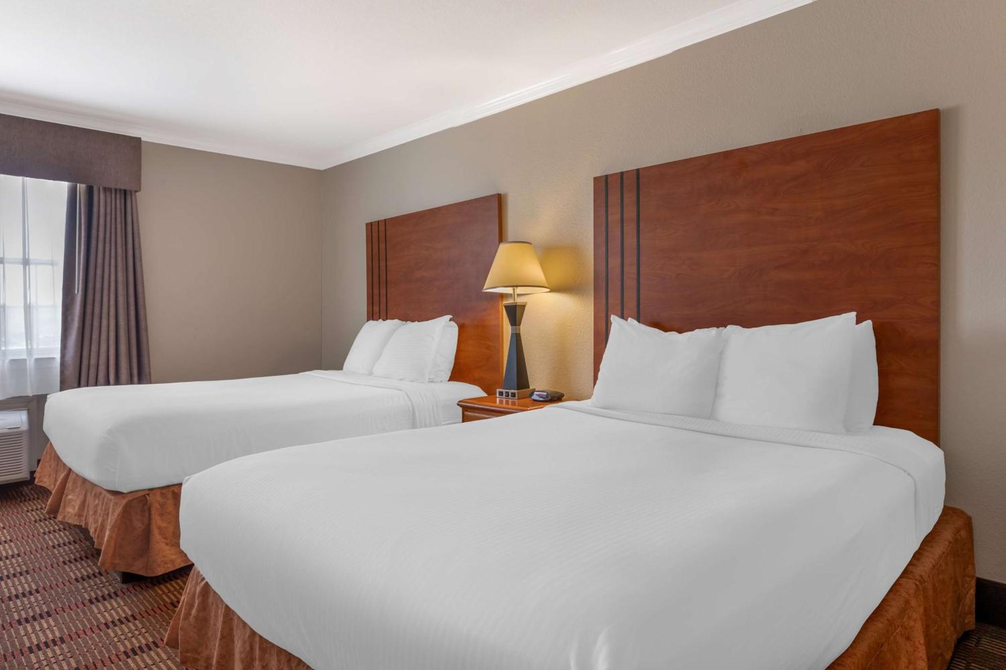 Best Western Club House Inn & Suites Mineral Wells Esterno foto