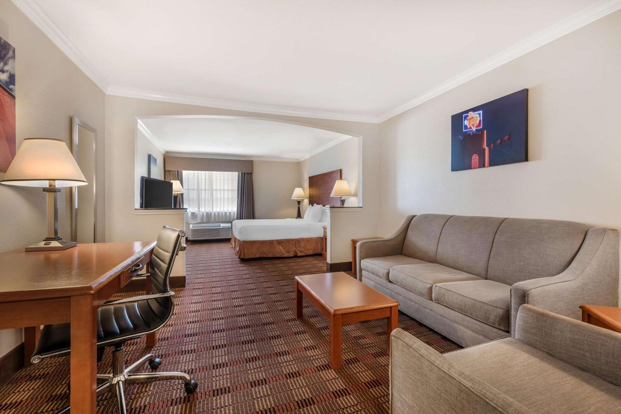 Best Western Club House Inn & Suites Mineral Wells Esterno foto