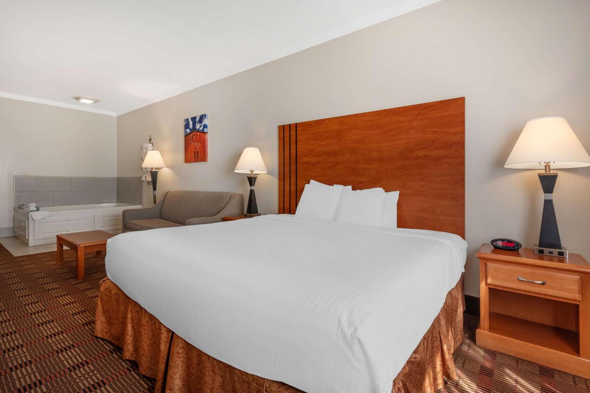 Best Western Club House Inn & Suites Mineral Wells Esterno foto